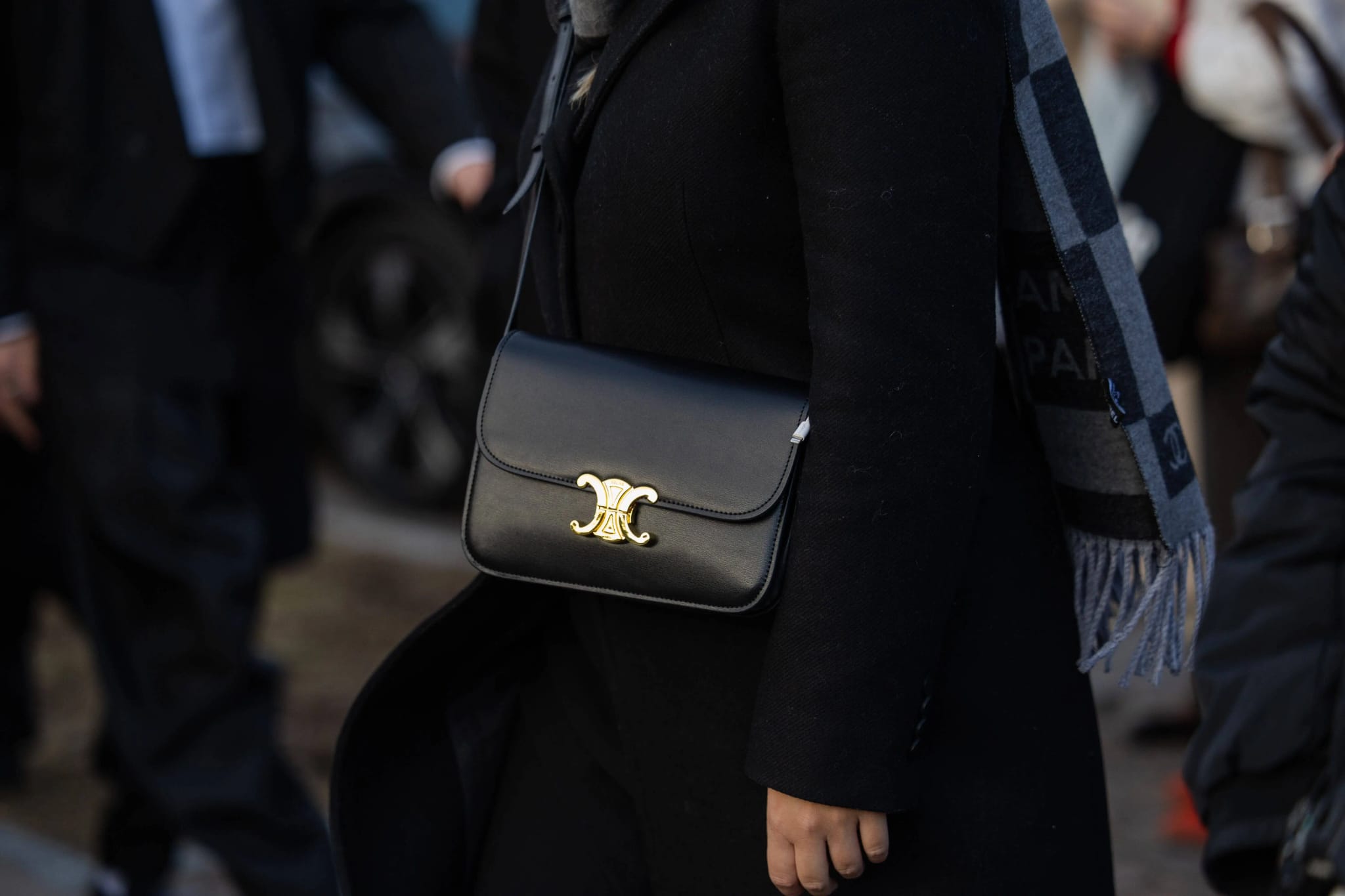 Cómo saber si un bolso Céline es original, verdadero, auténtico o falso [Guía completa para detectar si es falso]